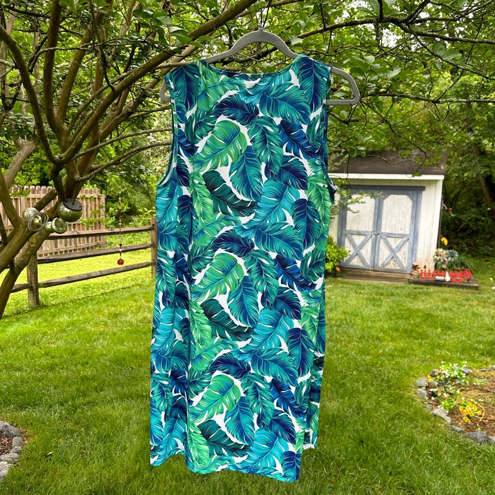 NWOT BEAUTIFULLY COLORED DRESS! - Picture 6 of 17